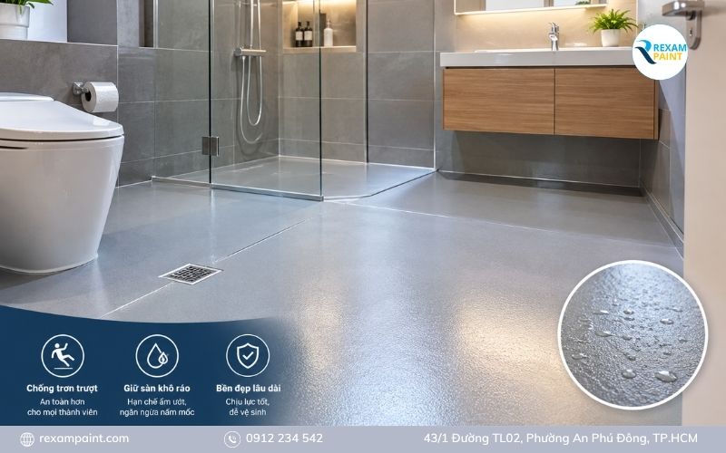 Sàn nhà tắm được phủ sơn chống trơn trượt giữ khô ráo và an toàn cho gia đình